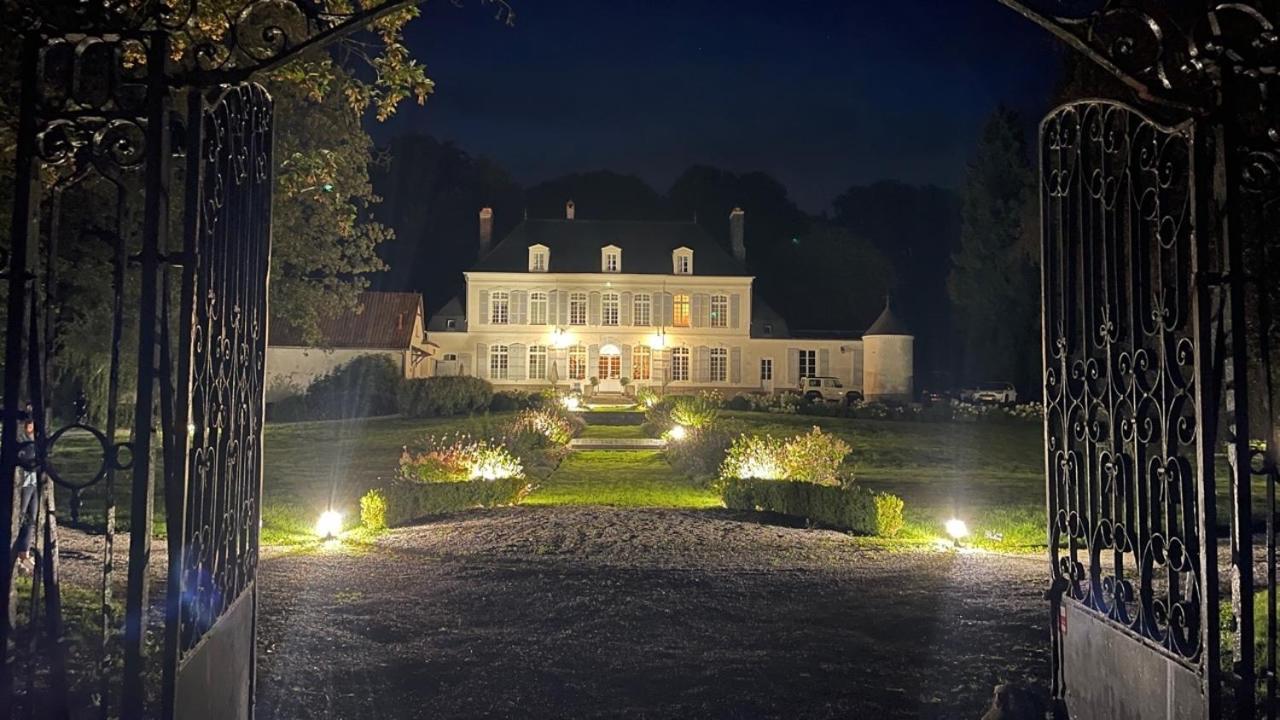 Domaine De La Course Bed & Breakfast Doudeauville Exterior photo